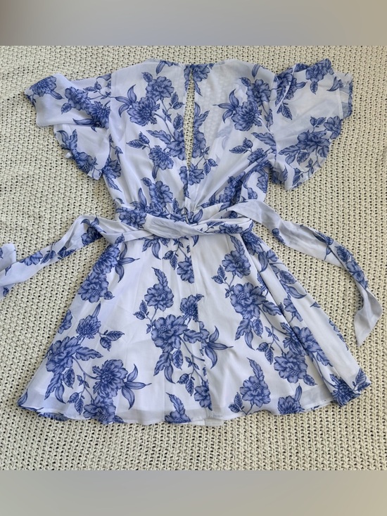 Showpo Blue and White Floral Mini Dress Spring Flowy A Line Wrap Tie Lined - Picture 7 of 11